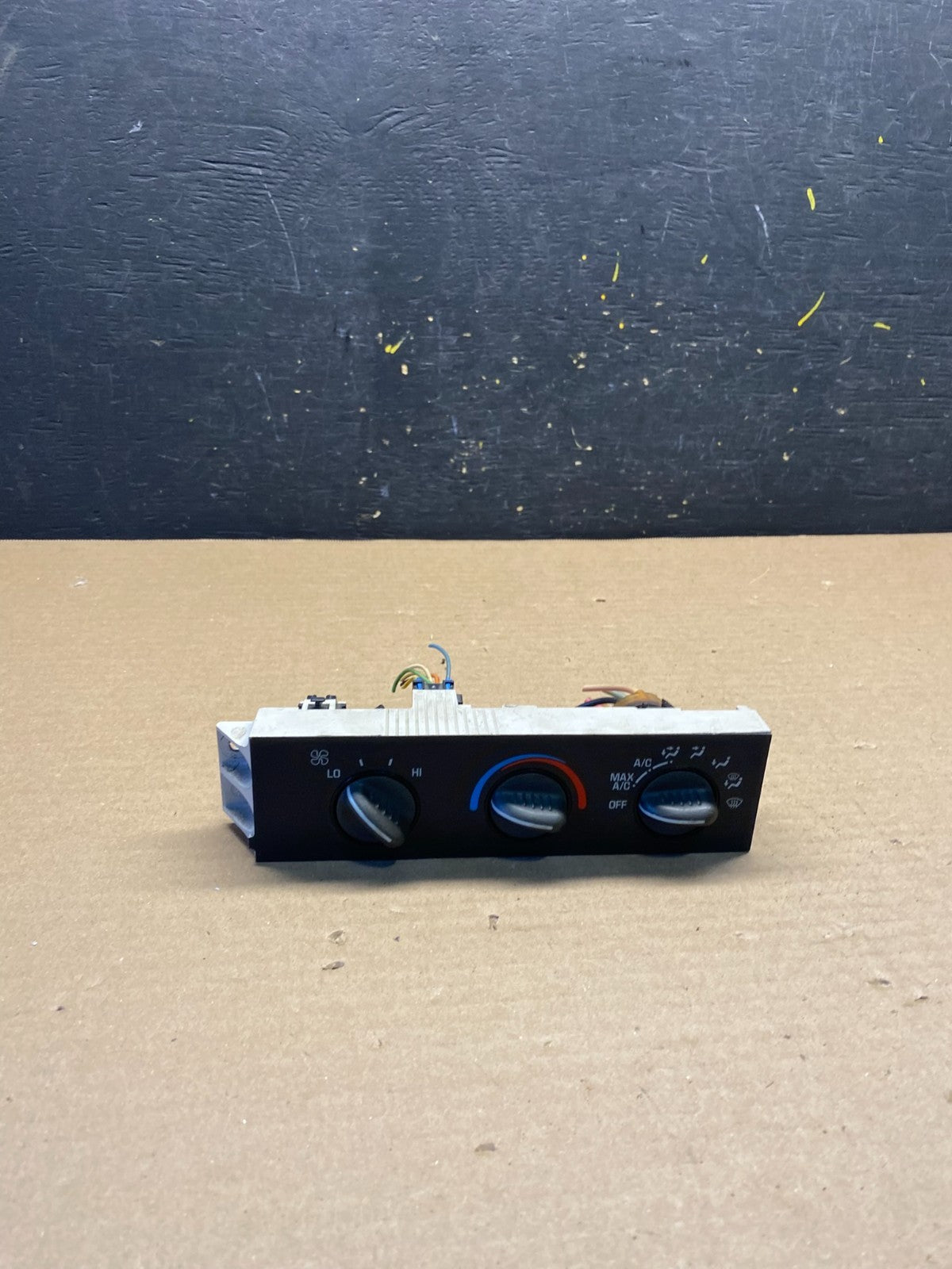 2001 - 2007 GMC Chevrolet Express 1500 Climate Control A/C S2576 DG0