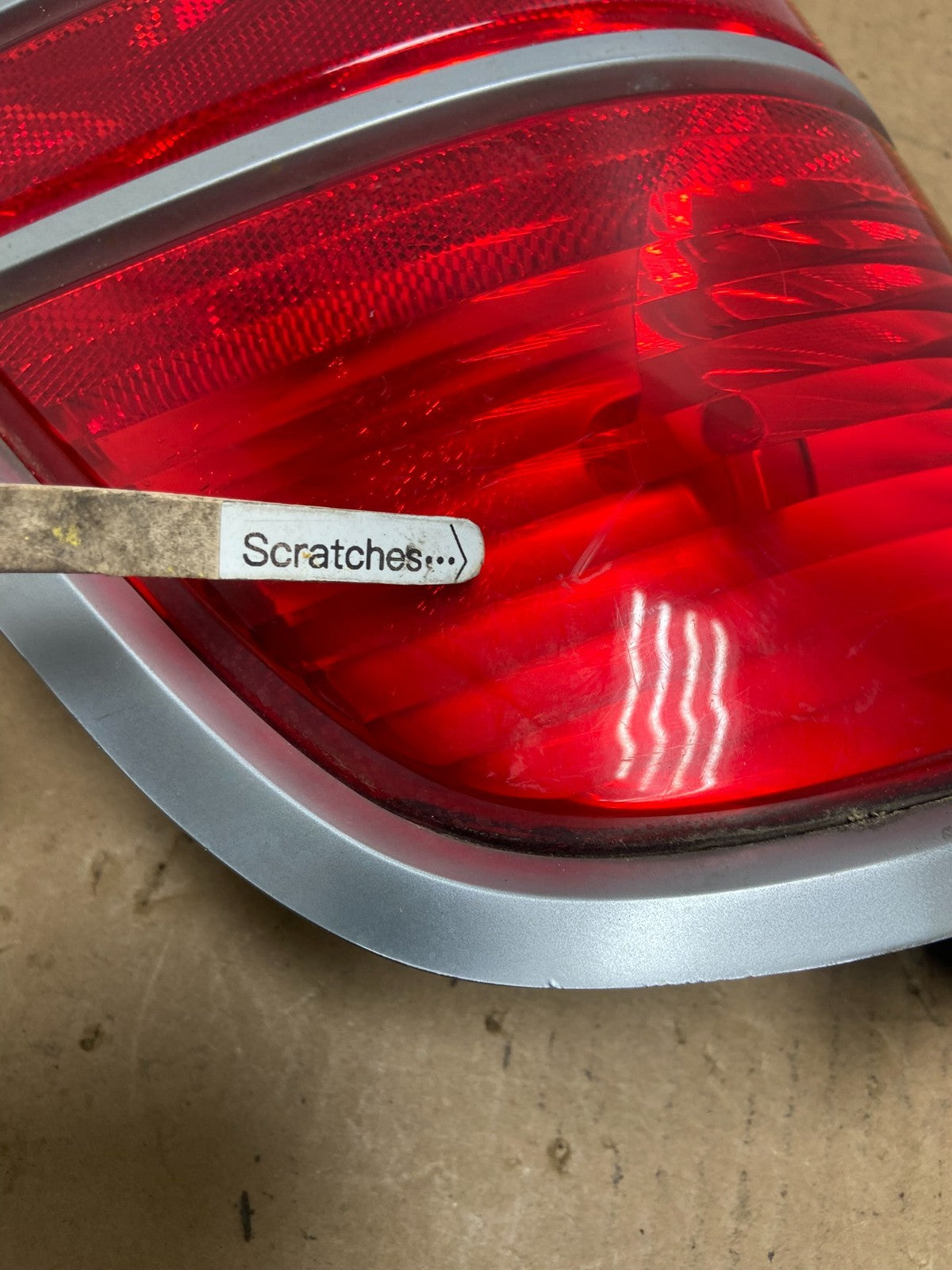 2004 to 2007 Mercury Monterey Right Passenger RH Side Tail Light AD3120 DG3