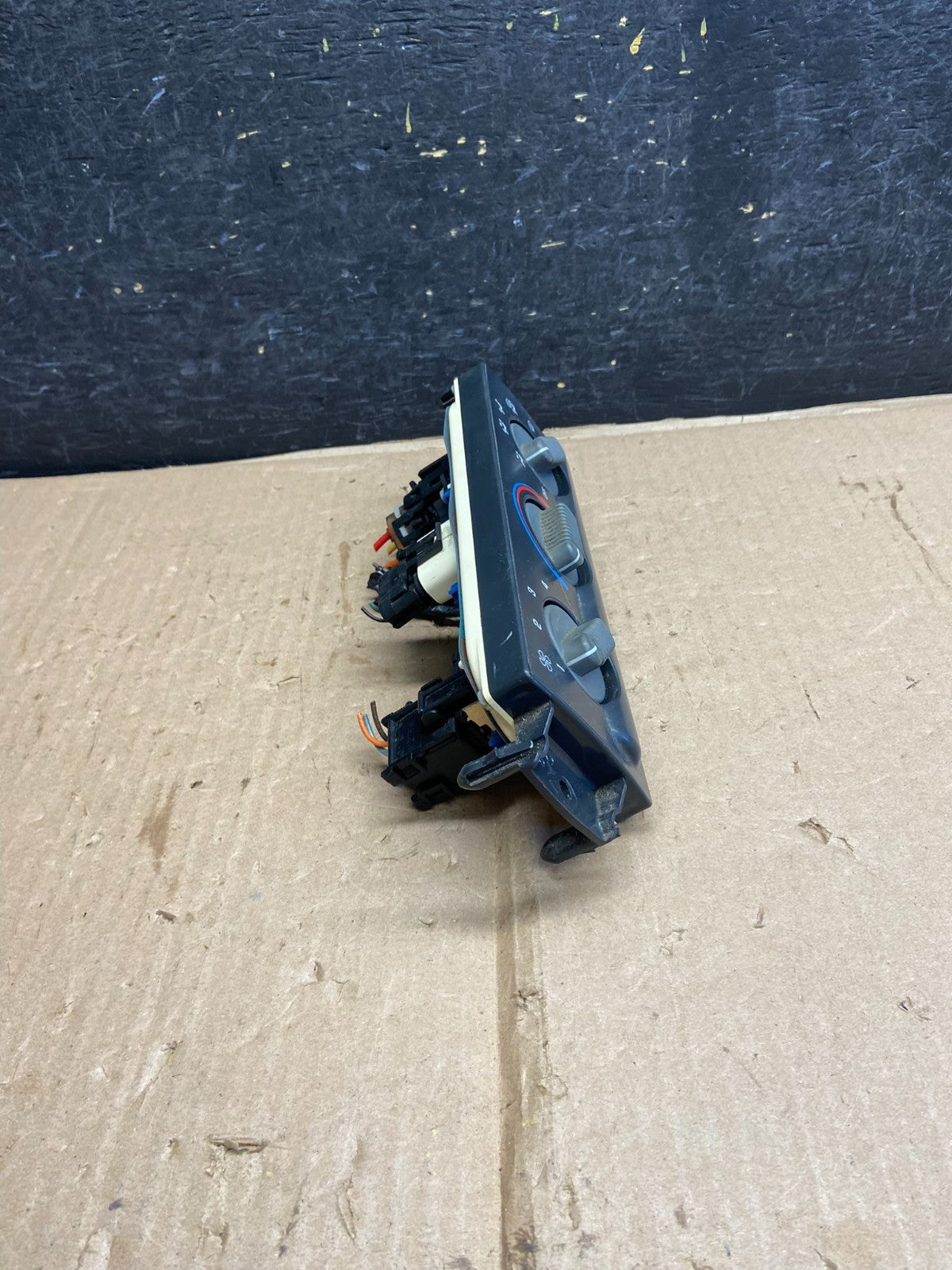 1998-2003 Chevrolet S10 Blazer HVAC A/C Heater Climate Control Module AI2709 DG1