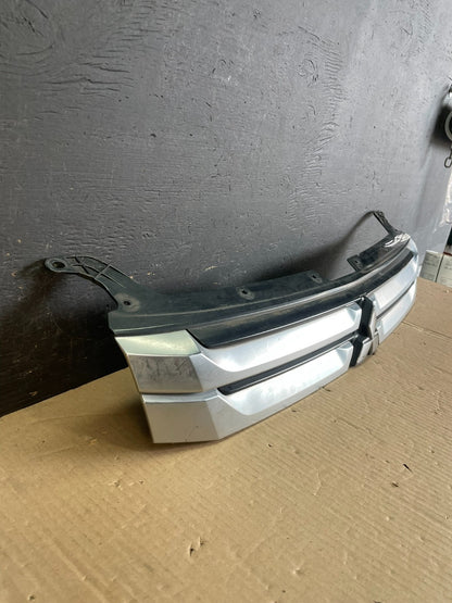 2014 2015 Mitsubishi Outlander Front Upper Grill Grille AE3681 DG2
