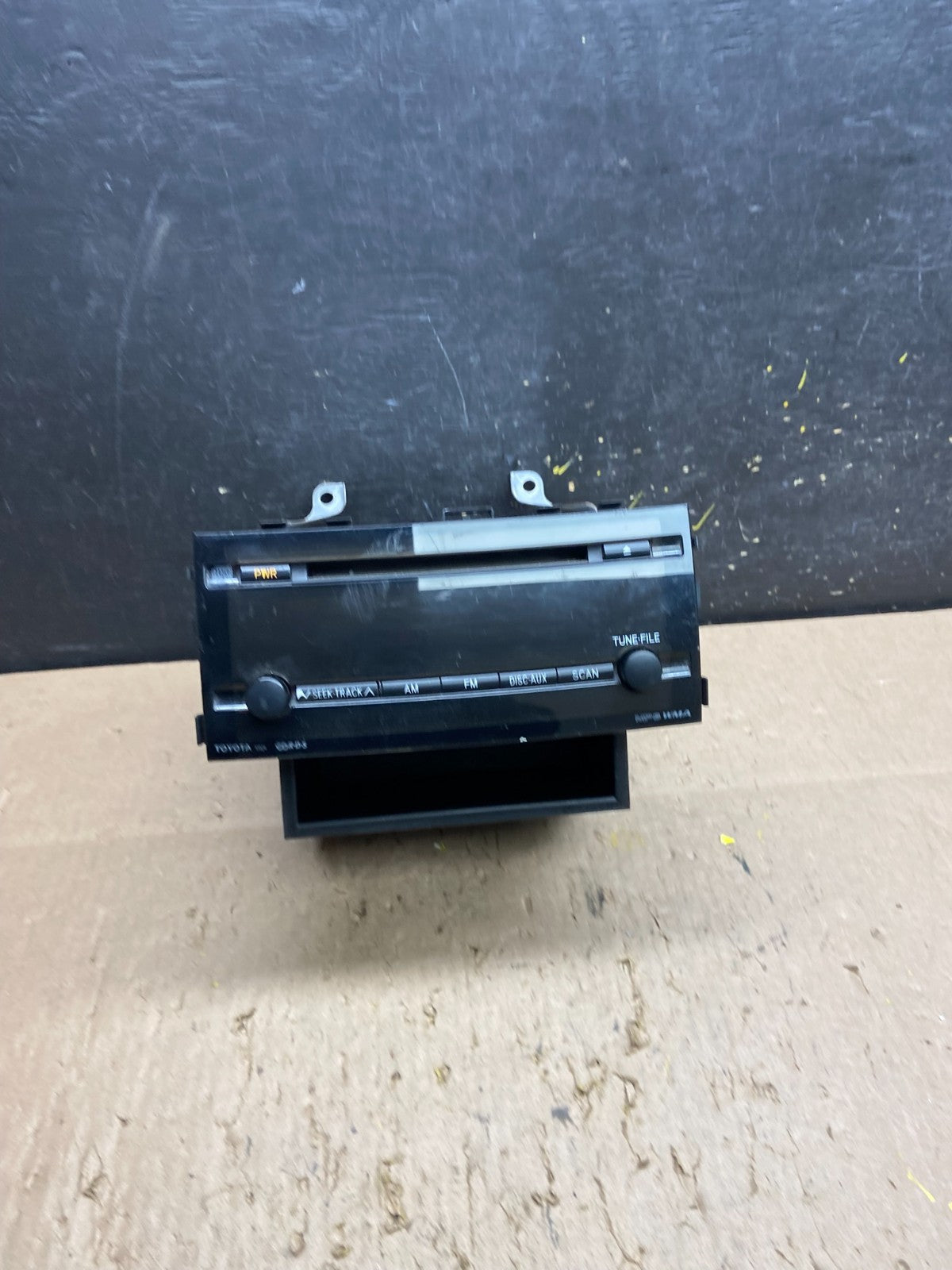 2006 to 2009 Toyota Prius OEM Radio AM/FM CD Player Oem T6188 DG0