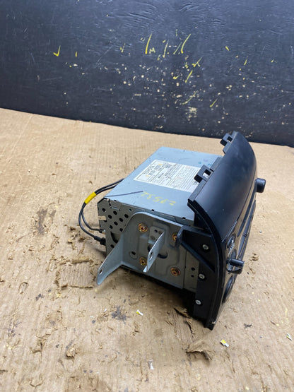 2004 to 2010 Toyota Sienna AM FM CD WMA Mp3 Radio Receiver Z7532 DG2