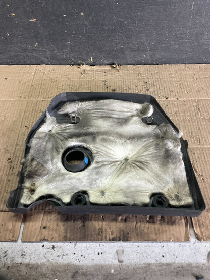 2004 to 2009 Mazda 3 DOHC 16 VALVE Engine Shield Top Cover M2615 PS4