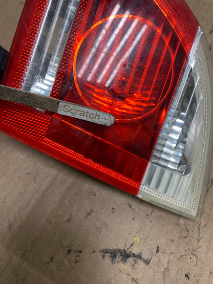 2006 - 2007 BMW 5 530i E61 Touring Right Passenger Inner Tail Light Oem W0855 DW4