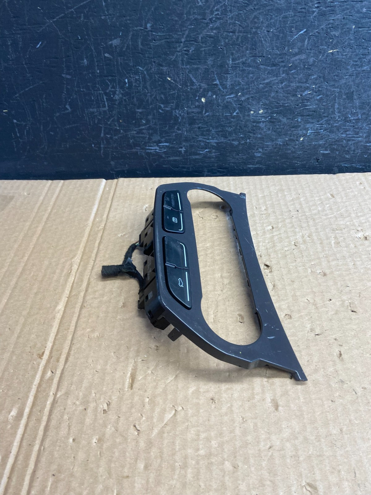 2013 to 2016 Ford Escape Climate Control Trim Panel W/ Switches AF6267 DG2