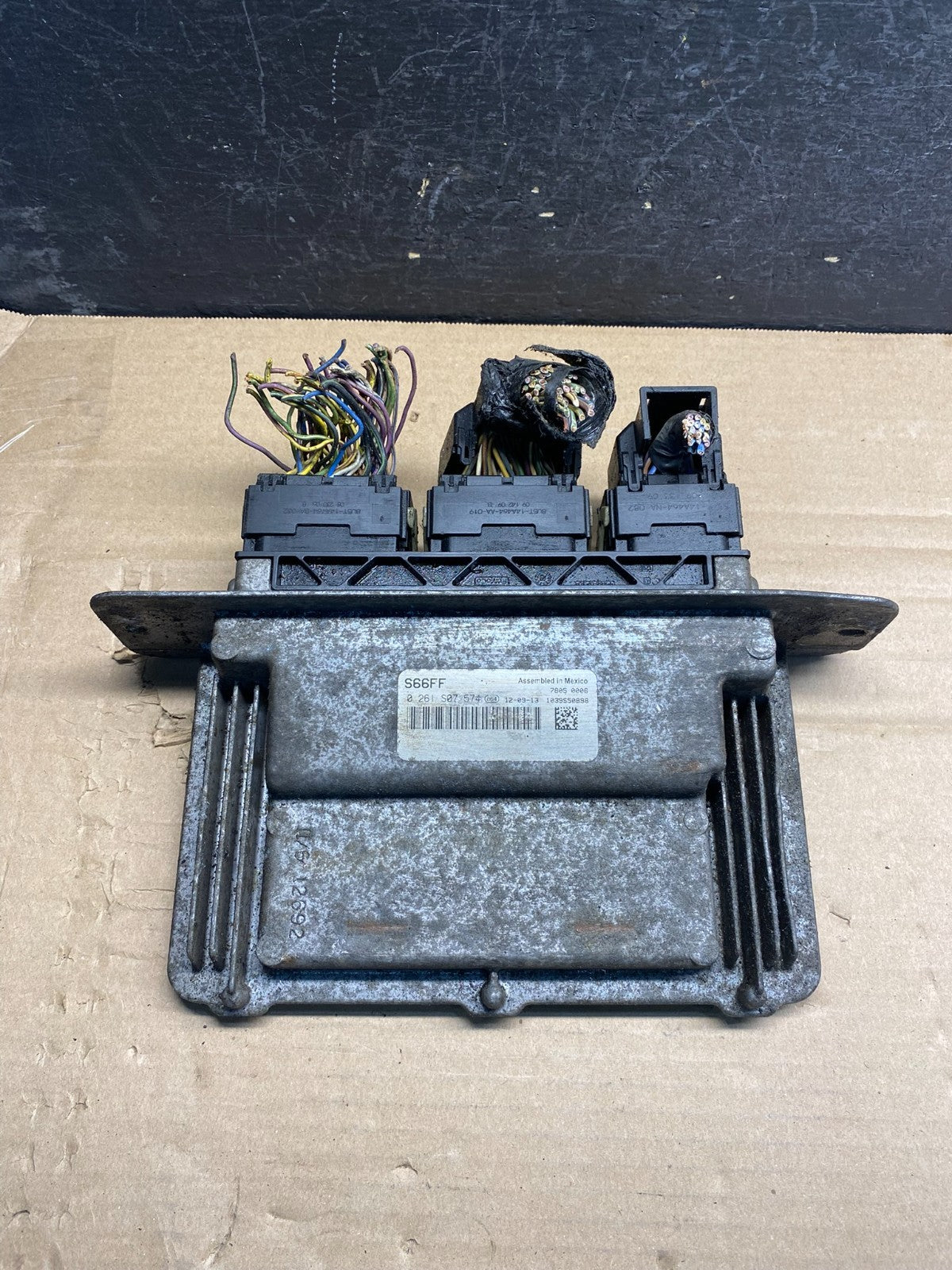2011 to 2012 Ford E150 E250 5.4L Engine Control Module ECU ECM PCM af0016 DG0
