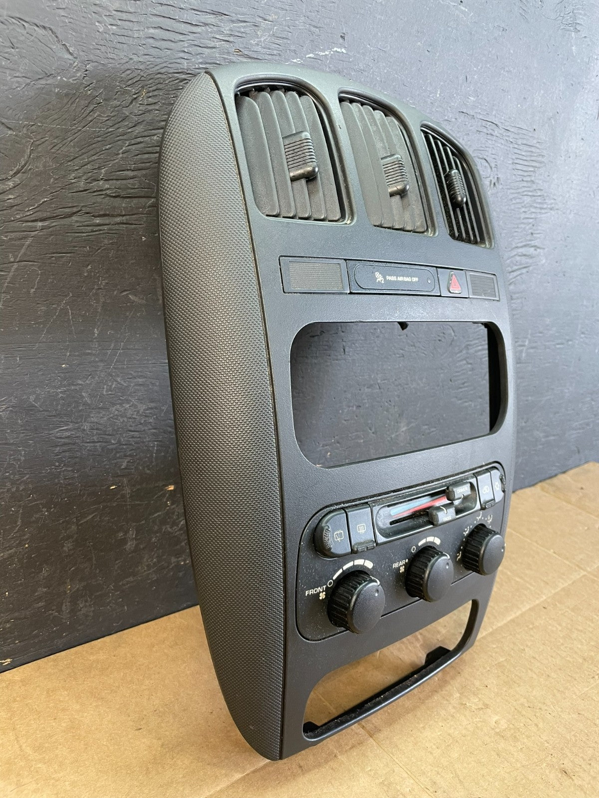 2004-2007 Dodge Grand Caravan A/C Climate Control Unit Bezel Trim AC5210 DG1