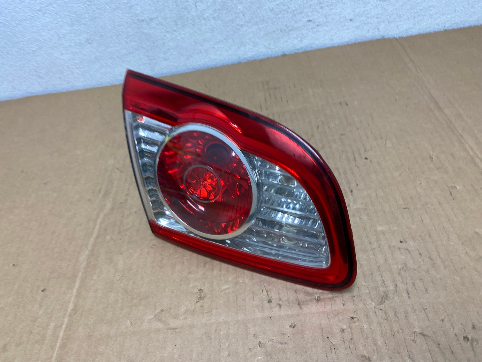 2010-2012 Hyundai Santa Fe Left Driver LH Inner Tail Light AC7563 LK1