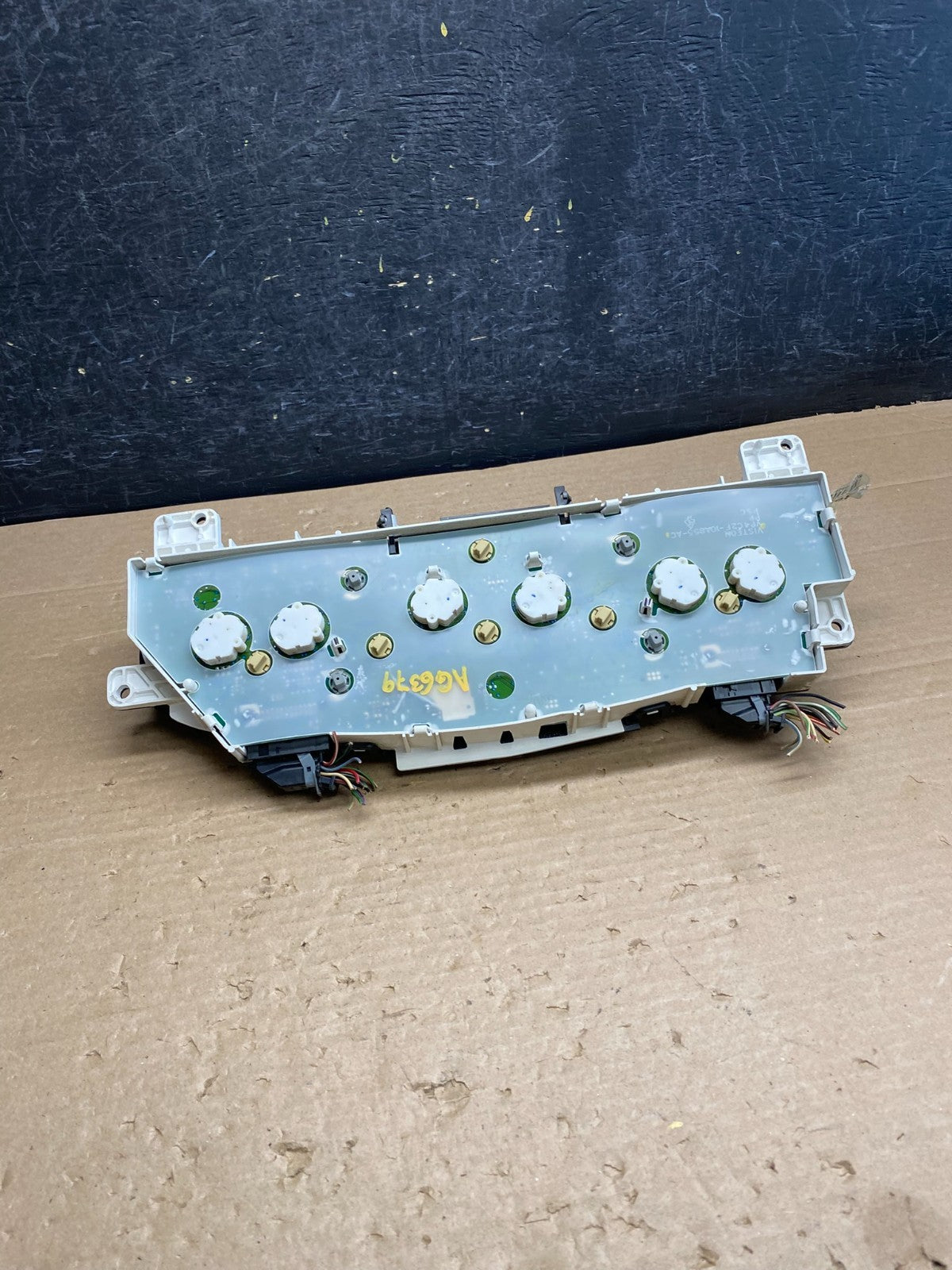2006 Ford E350 Gauge Speedometer Cluster ag6379 DG5