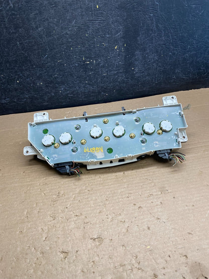2006 Ford E350 Gauge Speedometer Cluster ag6379 DG5