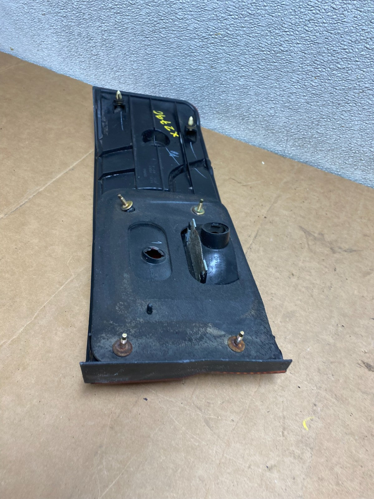 1999 2000 2001 Honda Odyssey Right Passenger RH Tail Light Inner OEM X2790 DW8