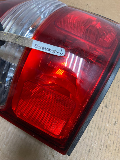 1998 to 2002 Kia Sportage Right Passenger RH Side Tail Light AE0252 LK3