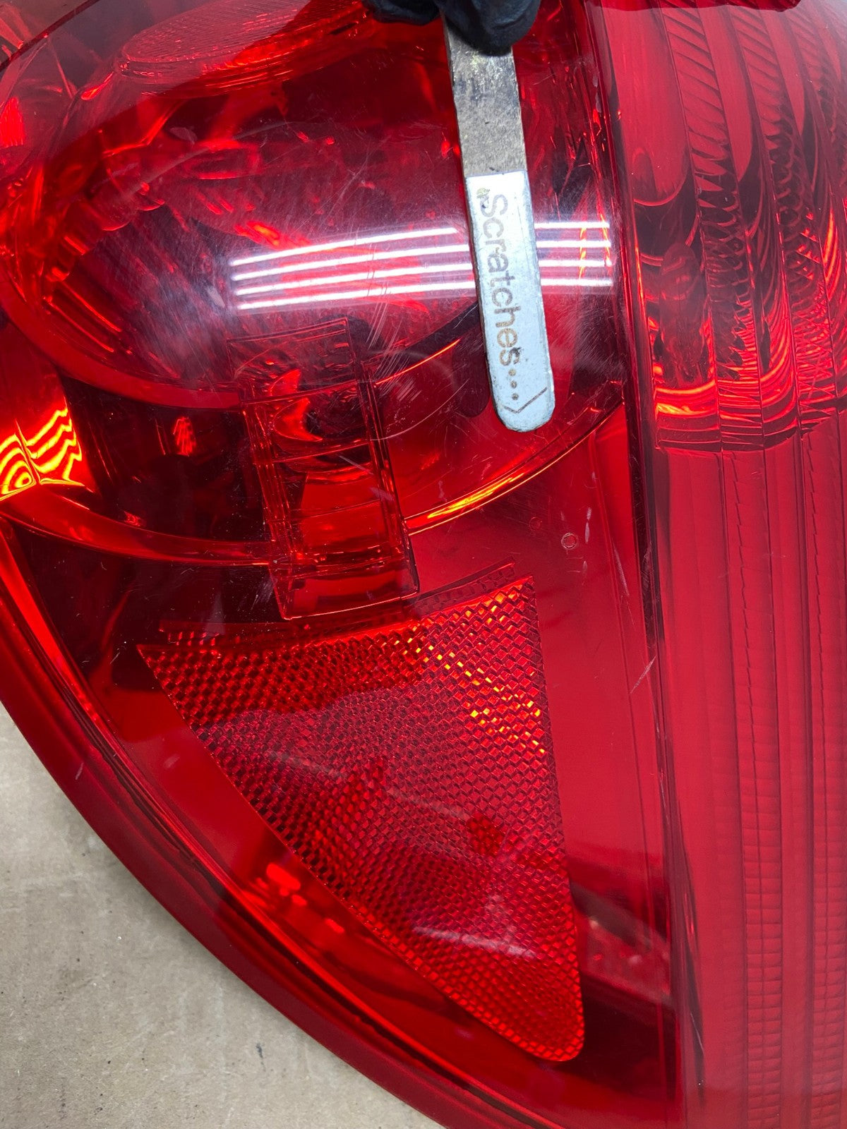 2006 - 2010 Toyota Sienna Right Passenger Side Tail Light AH4032 LK4