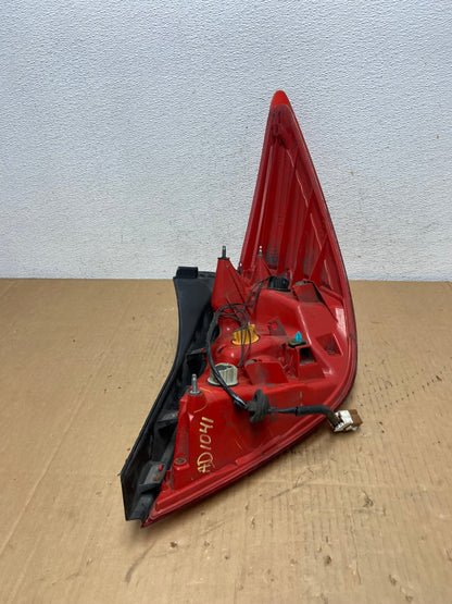 2007 - 2012 Nissan Versa Hatchback Left Driver Side Lh Tail Light AD1041 LK6