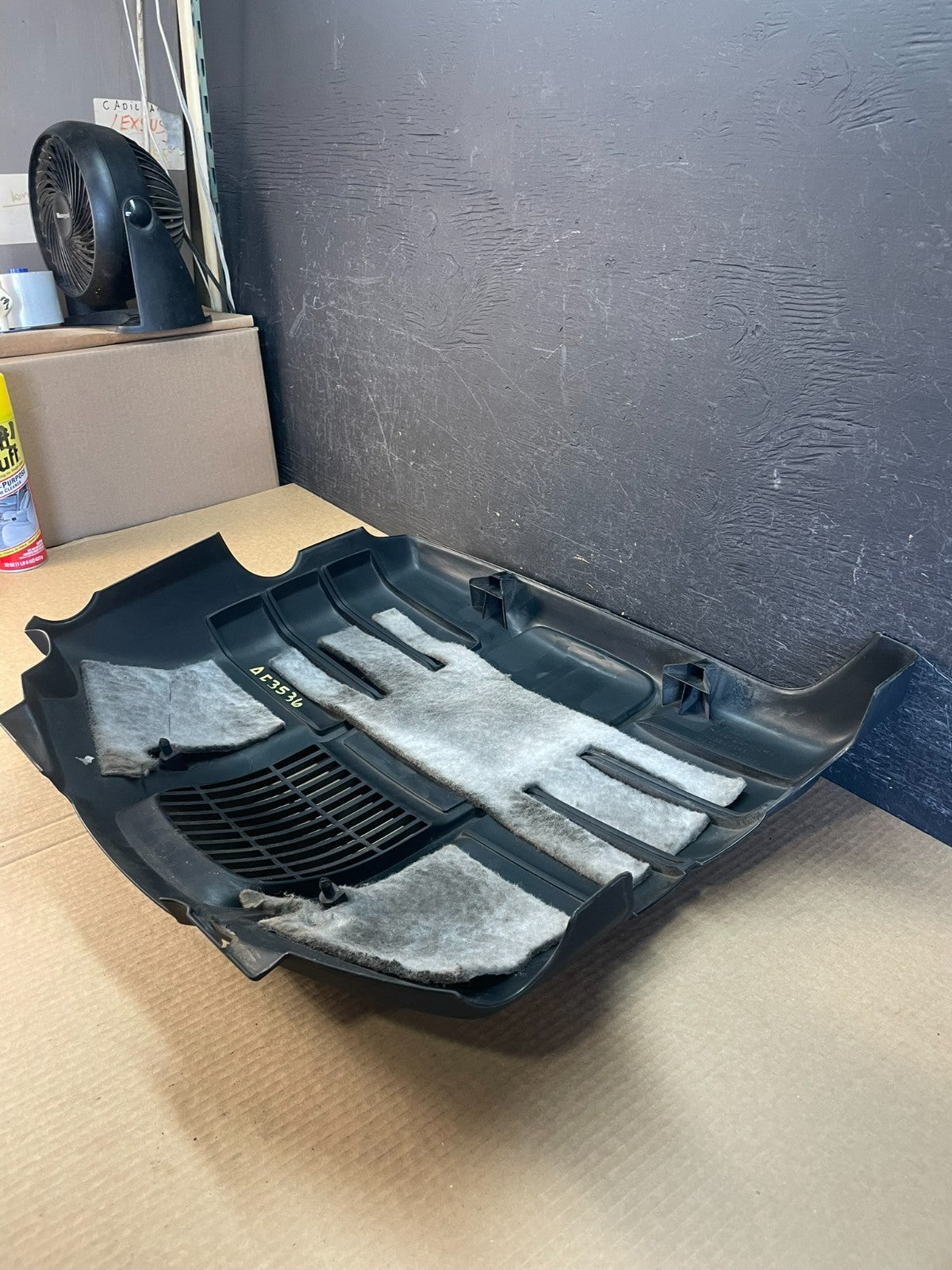2007 to 2014 Subaru Tribeca 3.0L Factory Engine Cover 14025AA24A AF3536 DG4