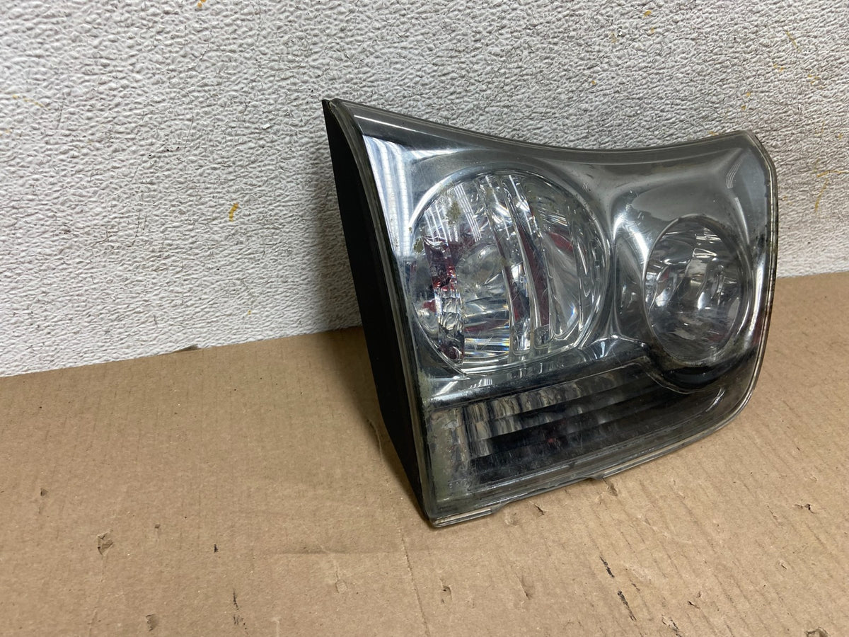 2004 to 2009 Lexus Rx350 RX330 Left Driver Inner Tail Light AH5794 LK1