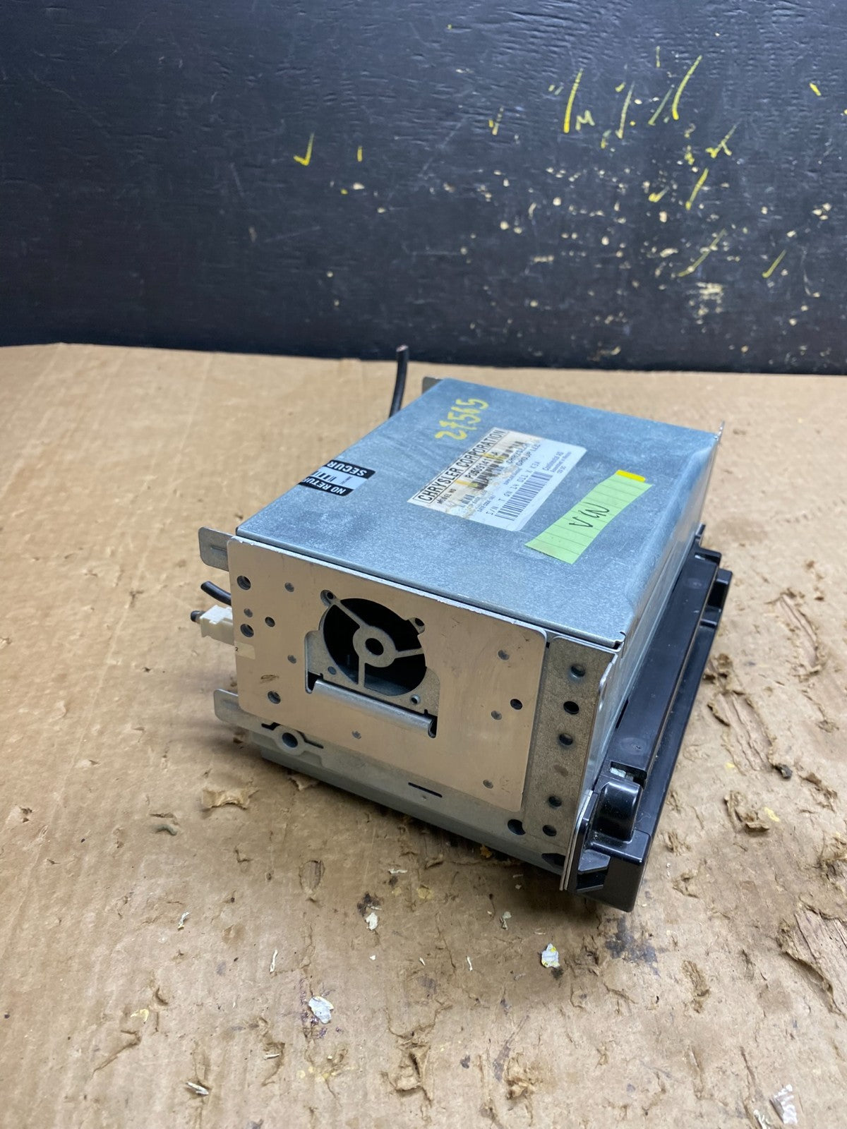 2011 to 2014 Dodge Charger Am Fm Cd Player Radio Receiver OEM Z7565 DG1