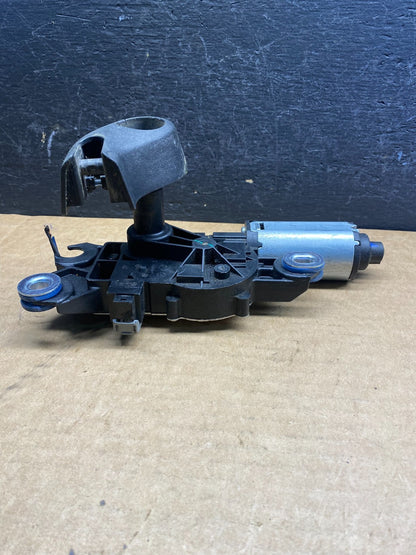 2008-2016 Volvo V70 XC60 XC70 Tailgate Back Door Rear Wiper Motor Wiper AD75281
