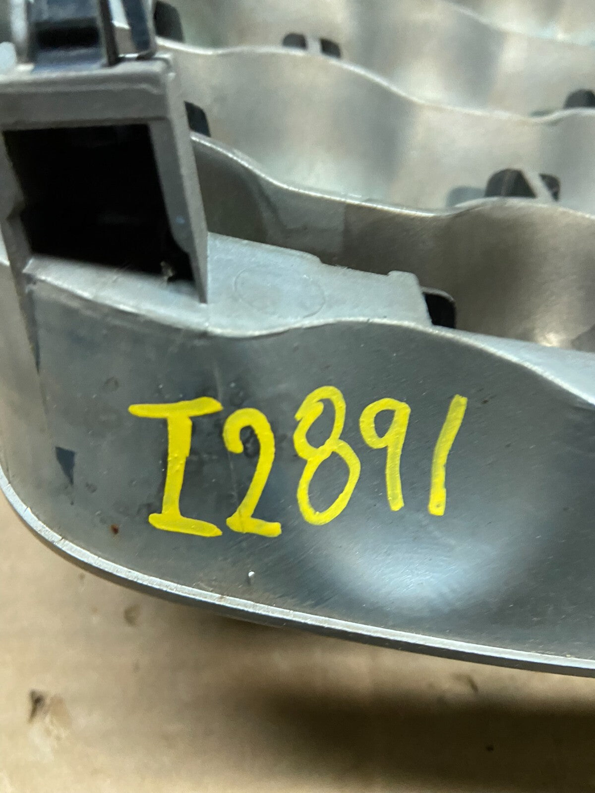 2003 2004 2005 Infiniti FX35 Grill Grille W/ Emblem Oem i2891 DG110