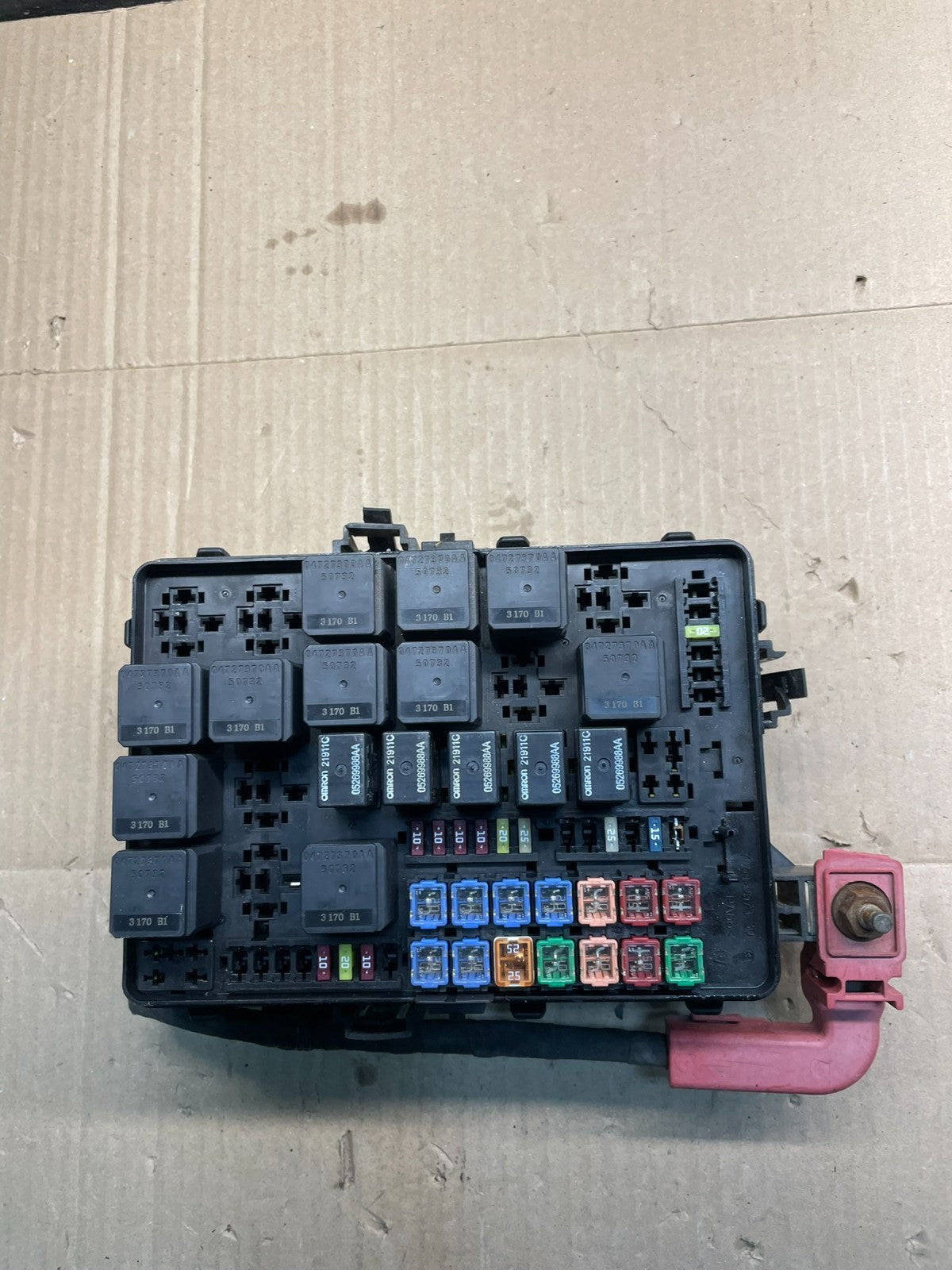 2014 Dodge Charger Fuse Box Engine Compartment X9920 PS5