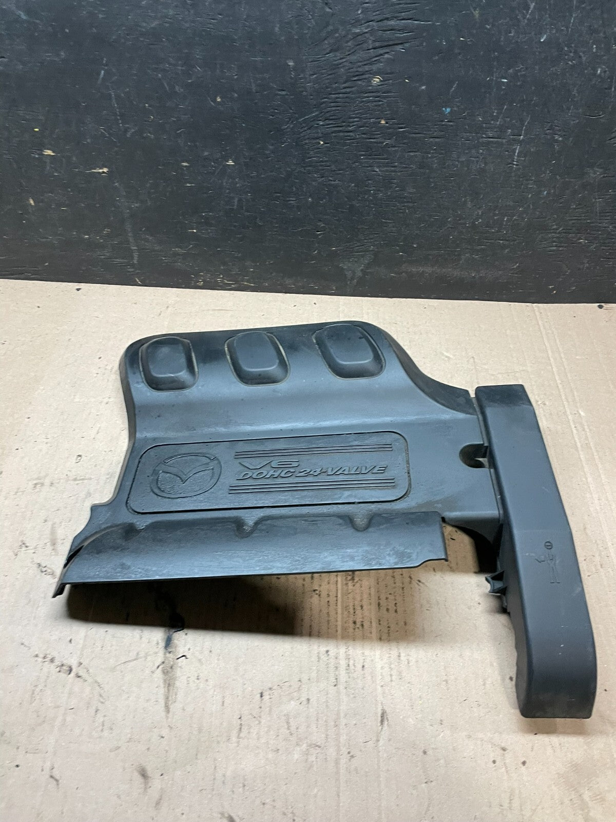 2000 to 2003 Mazda Tribute DOHC 24 VALVE Engine Shield Top Cover J3645 PS1