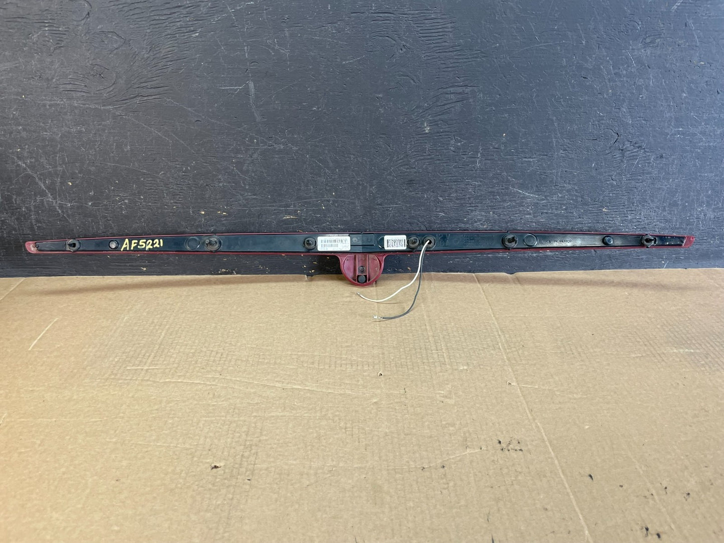 2005 2006 2007 Cadillac Sts Center Trunk Third Brake Led Tail Light Oe AF5221 DG3