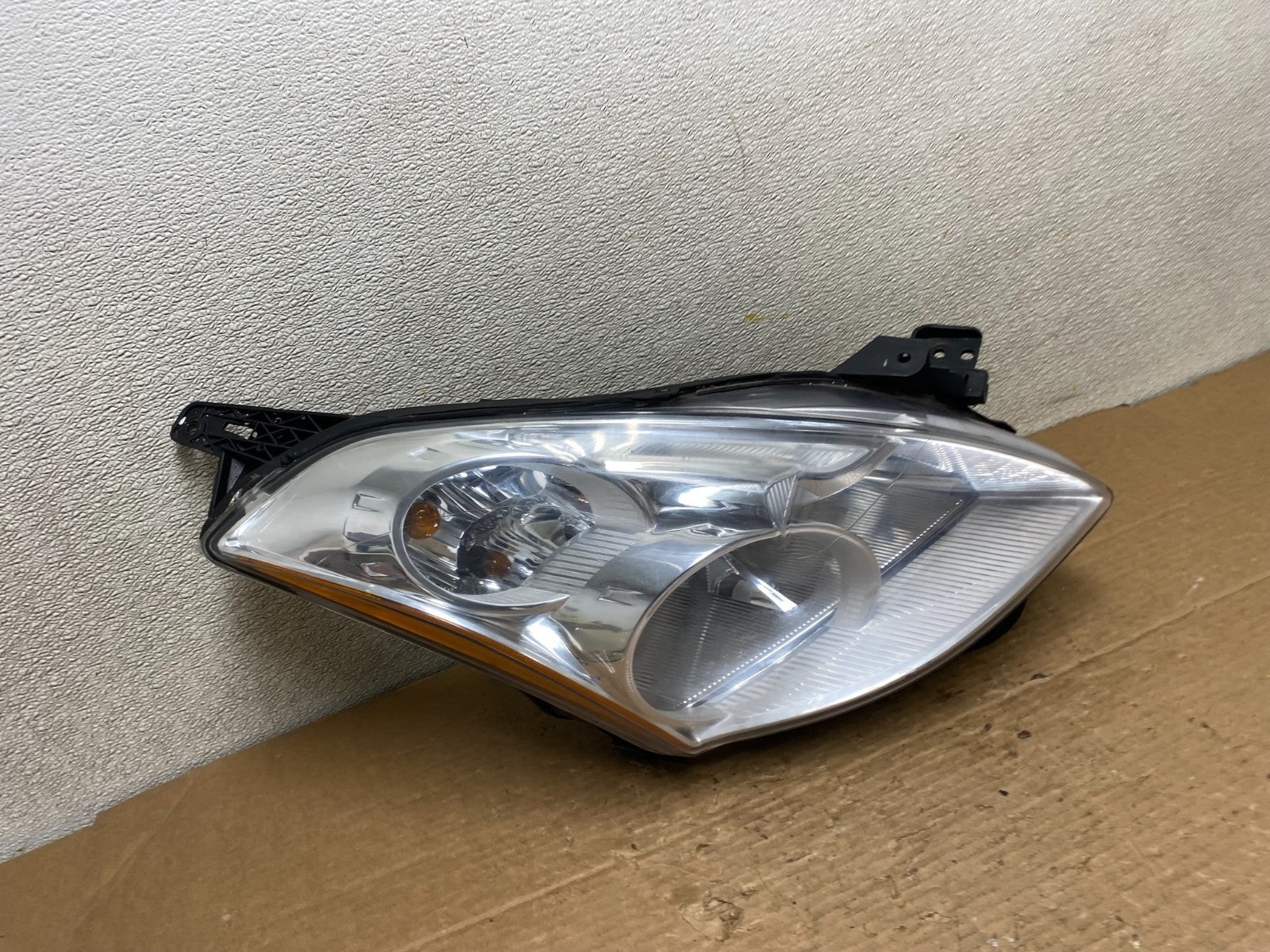 Sedan 2010 2011 2012 Nissan Altima Headlight Right Passenger Rh OEM Z2870 DW2