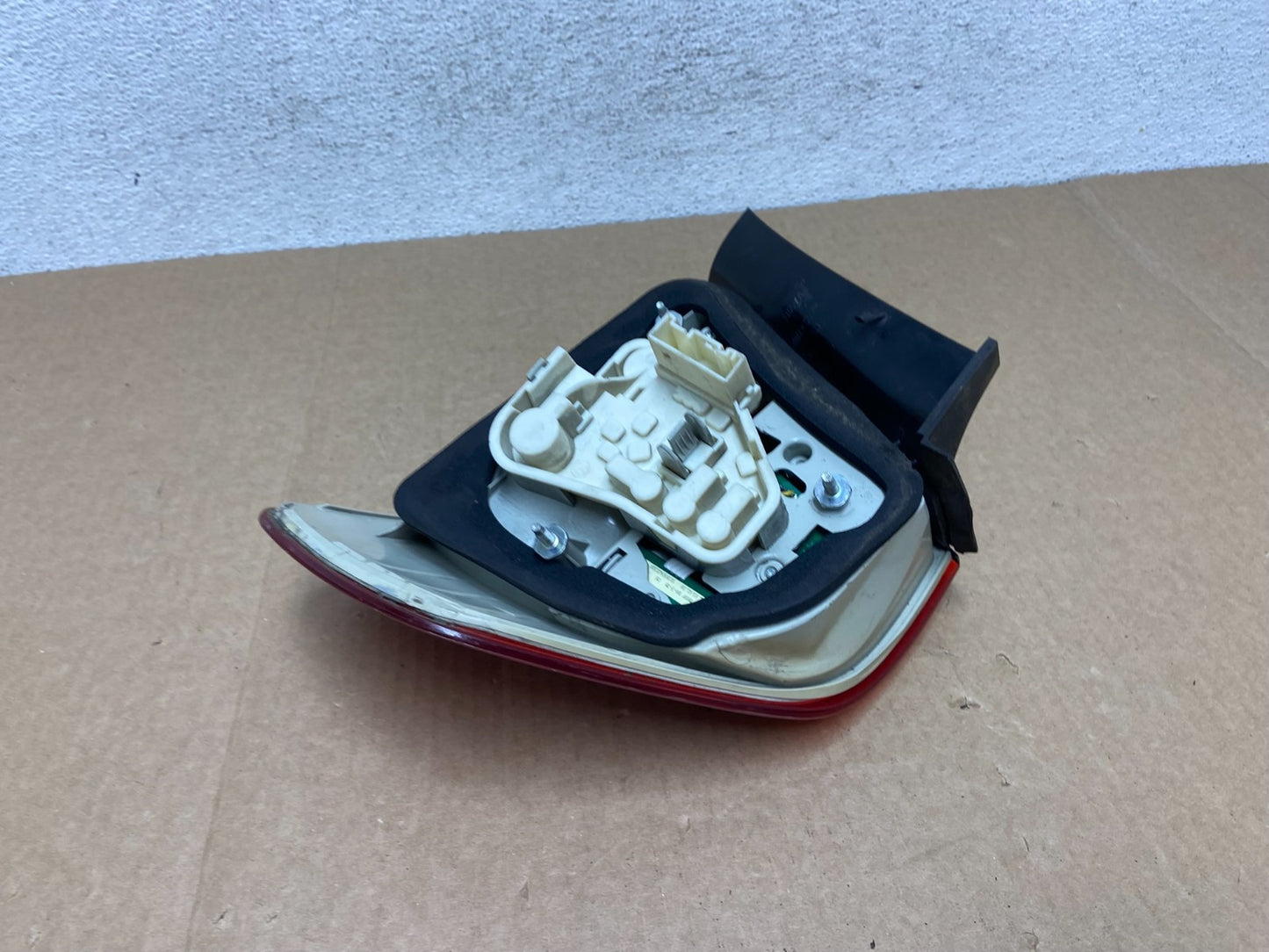 2009 2010 BMW 323i 325i 328i 335i 3 Series Left Driver Tail Light AF9512 DW4