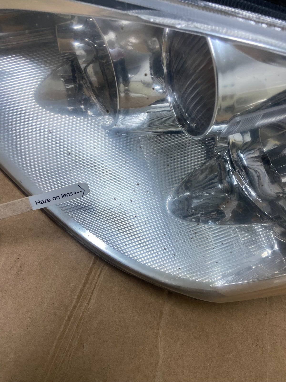 2002 to 2004 Nissan Altima Left+Right Side Set Halogen Headlights OEM AA1318 DW6