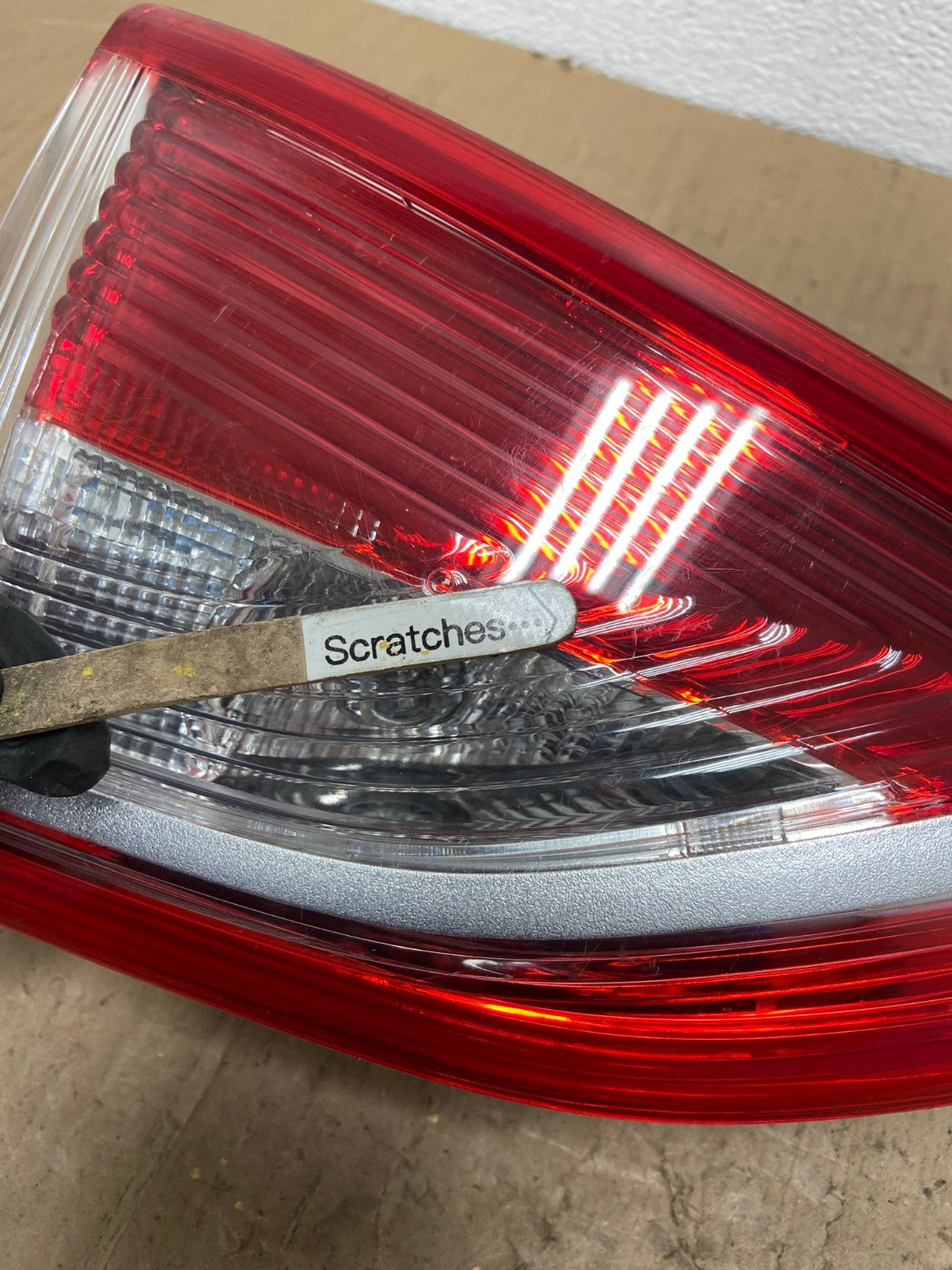 2013 to 2016 Ford Escape Left Driver LH Side Inner Tail Light OEM AC0115 LK3