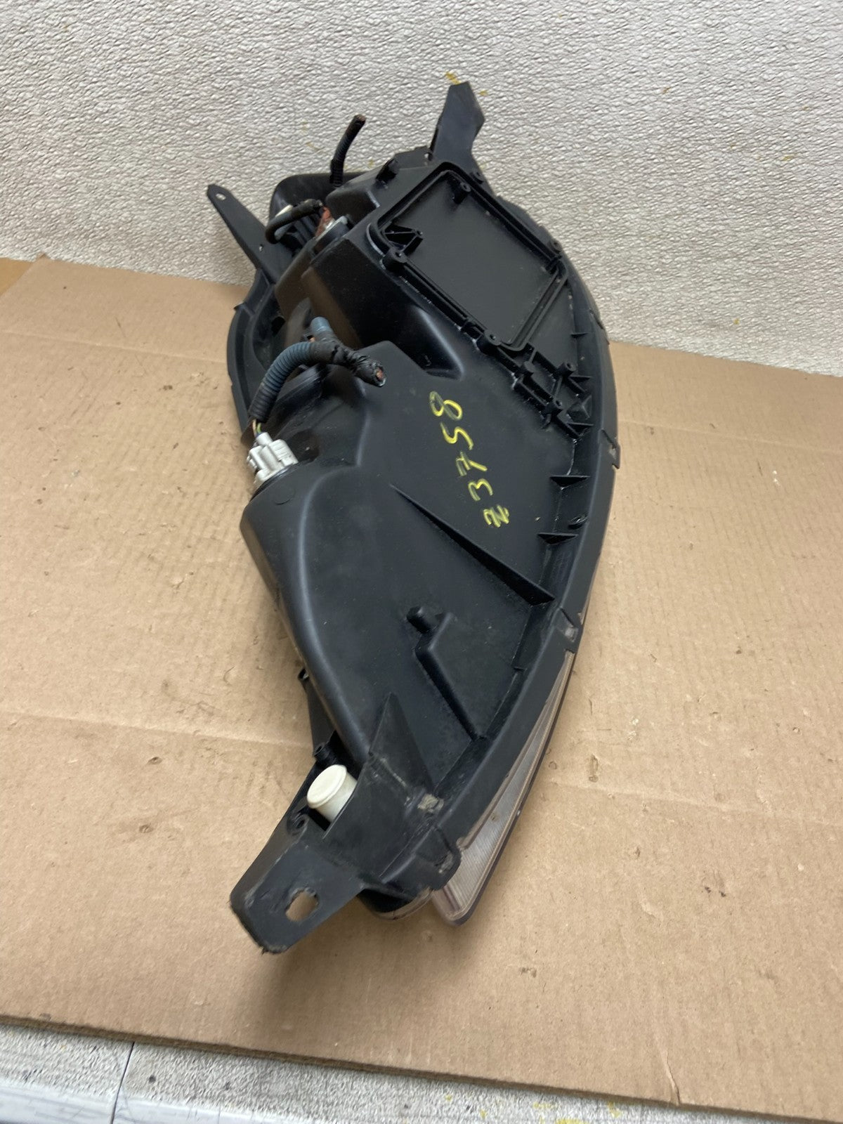 2006 to 2010 Toyota Sienna Right Passenger Rh Side Headlight Halogen Z3758 DW8