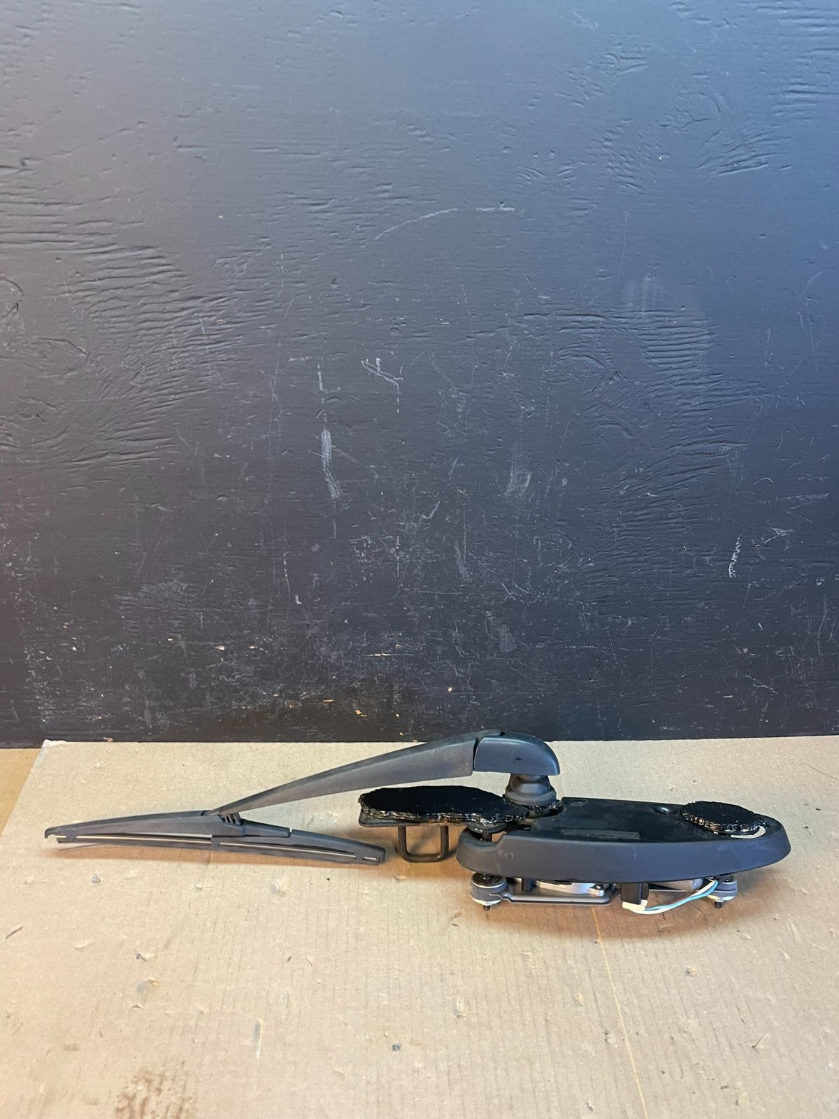 2011-2013 Jeep Grand Cherokee Tailgate Back Door Rear Wiper Motor Wiper ab7901 D4