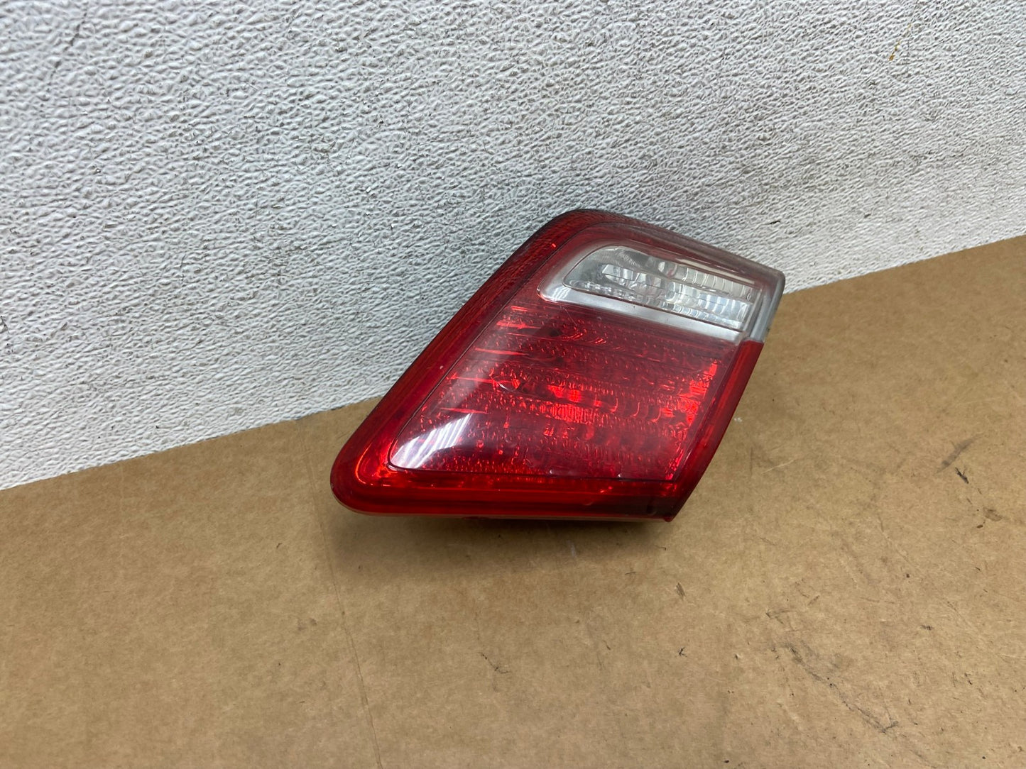 2007 2008 2009 Toyota Camry Right Passenger Rh Tail Light Inner AE3119 LK2