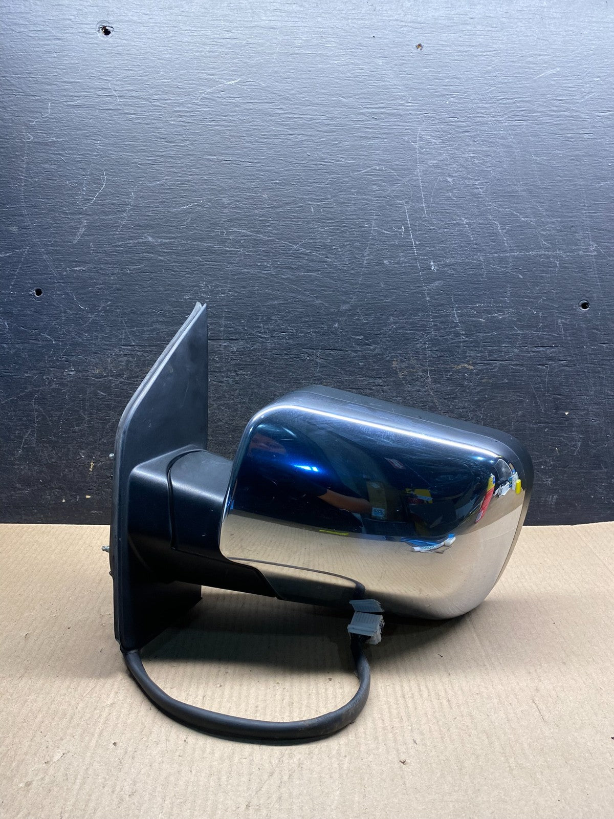 2004 to 2015 Nissan Armada Left Driver LH View Door Heated Mirror AI5356 DW0