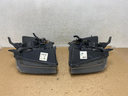 2007 to 2013 Chevrolet Suburban Tahoe Left+Right Set Headlights AH9230 DW14
