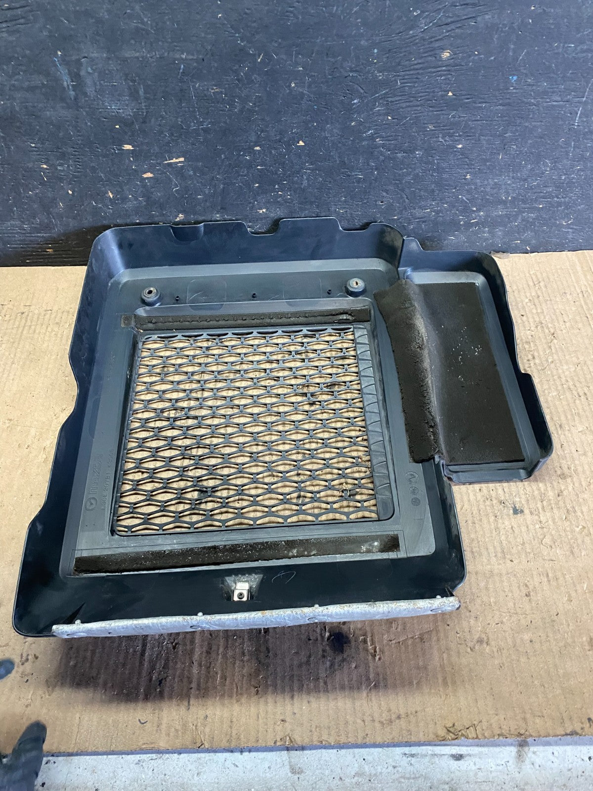 2006 to 2013 Mazda Speed Engine Cover Top Lid Cover OEM Q0411 DG4