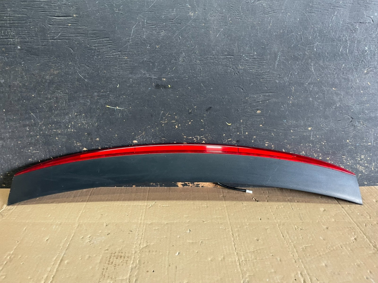 2012-2014 Honda Insight Rear Tailgate Spoiler 3rd Third Brake Light OE AA8871 DG0