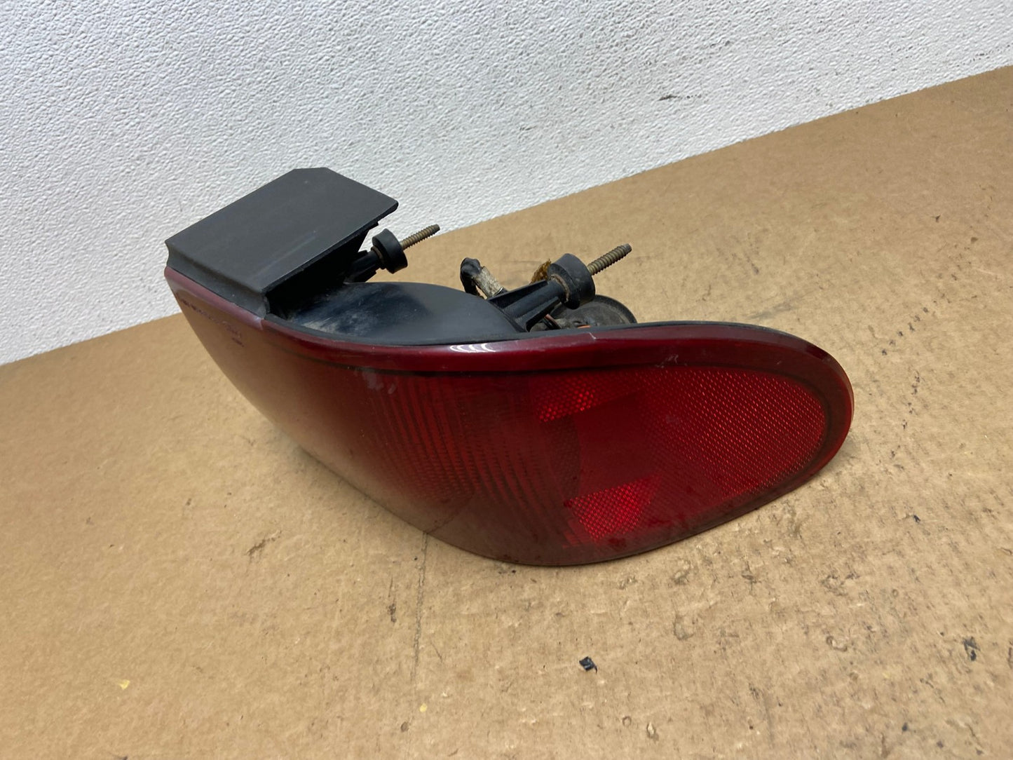 1993 - 1995 Mercury Sable RH Passenger Right Side Tail Light AC3504 LK1