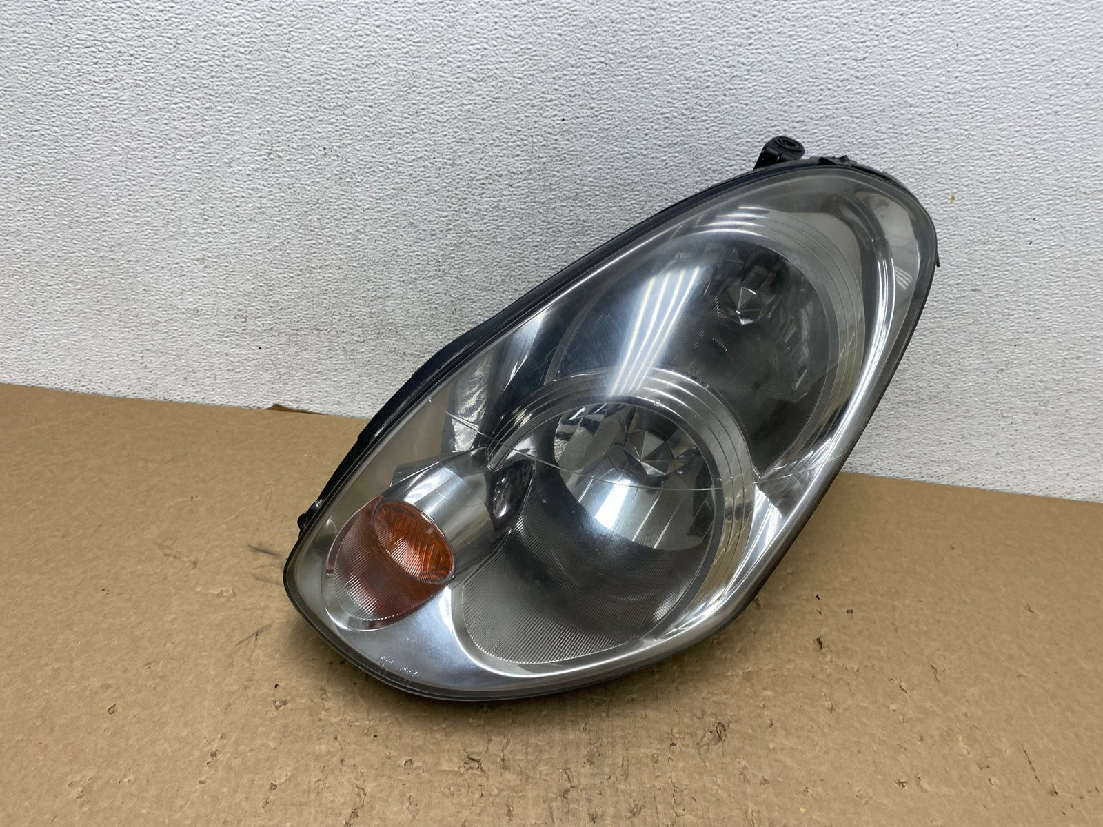2005-2006 Infiniti G35 Sedan Left Driver Xenon Hid Headlight AF8079 DW0