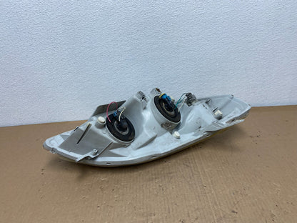 2003 to 2008 Toyota Matrix Left Driver Halogen Headlight Oem AB6547 DW6