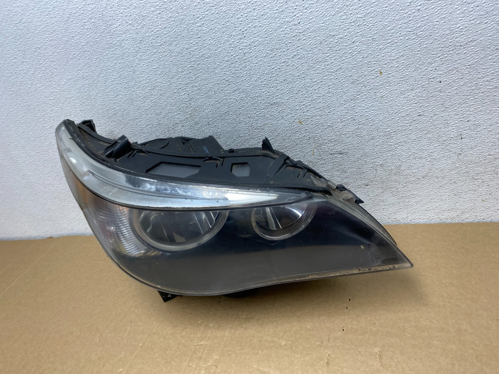 Halogen 2004 -2007 BMW 535i 5 Series Right Passenger Side Headlight AF7282 DW1