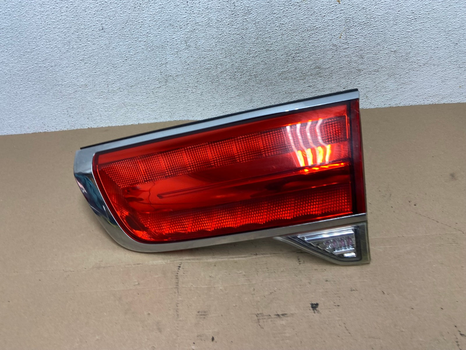 2011 to 2015 Lincoln MKX Right Passenger RH Side Inner Tail Light AF4382 LK0