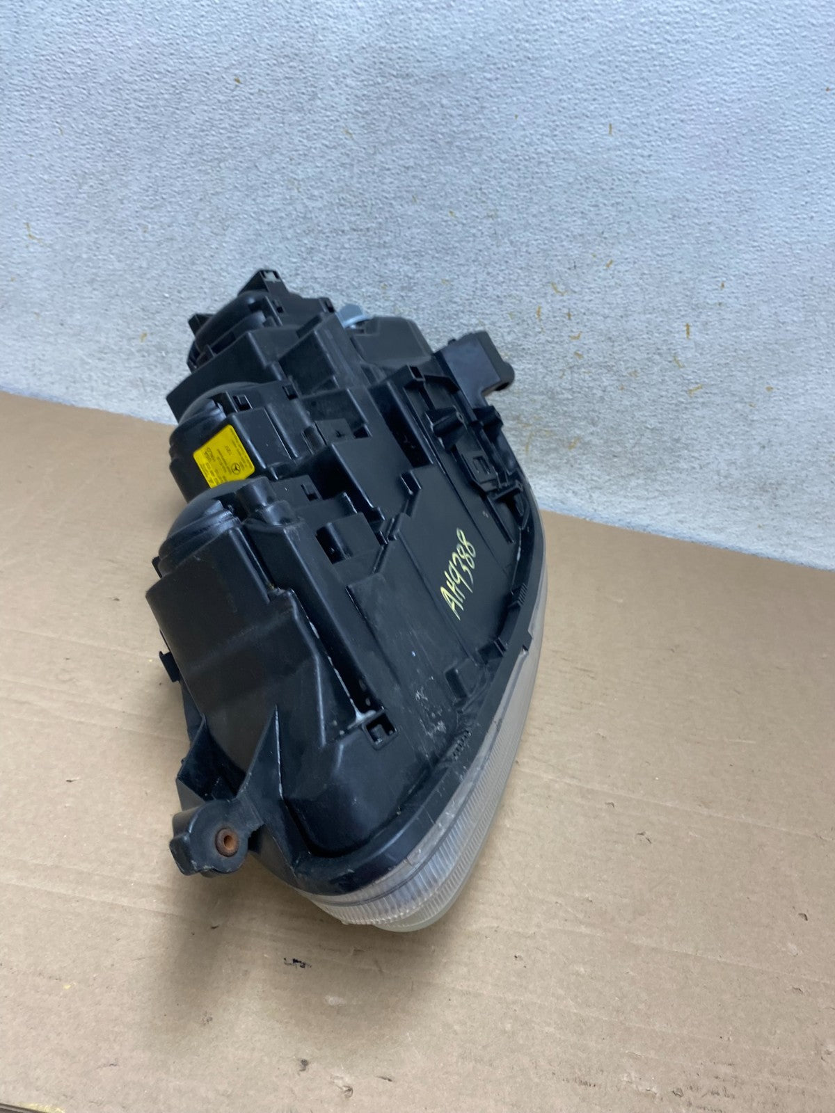 Halogen 2003 to 2006 Mercedes S-Class Right Passenger RH Headlight AH9388 DW8