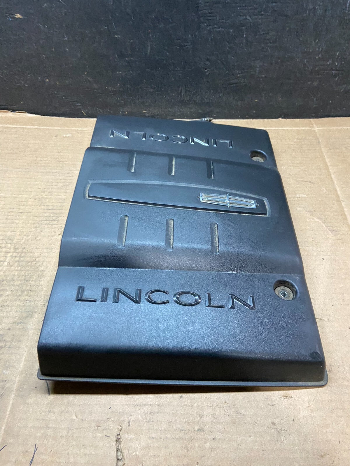 2007 to 2014 Lincoln Navigator 5.4L V8 Engine Motor Cover i3187 DG11