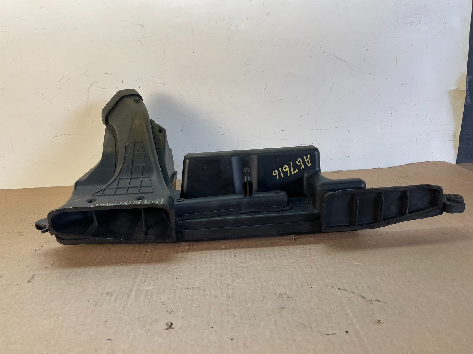 2013 to 2016 Nissan Pathfinder Upper Air Intake Duct AG7616 DG4