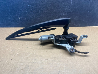 2010 to 2016 Cadillac SRX Rear Windshield Washer Wiper Motor AF6591 DG1