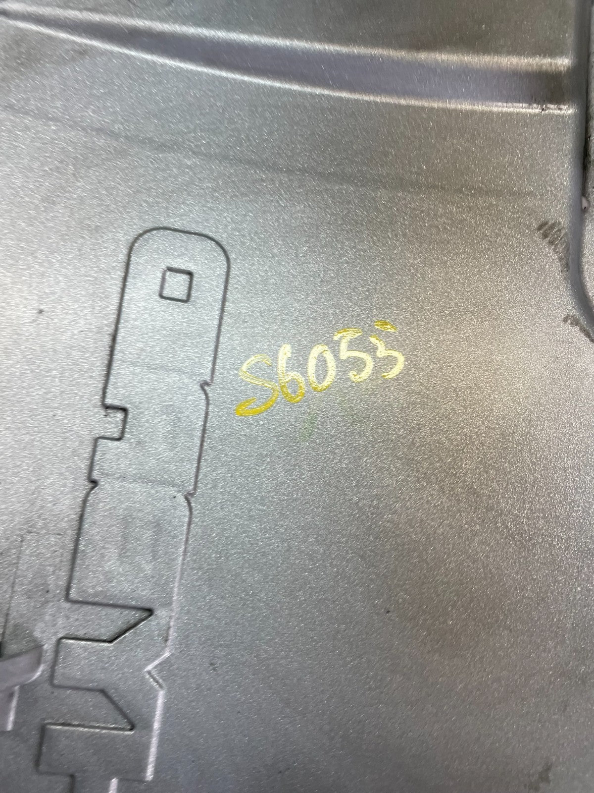 2005 to 2008 Ford Escape Hybrid Engine Motor Cover Oem s6055 DG9