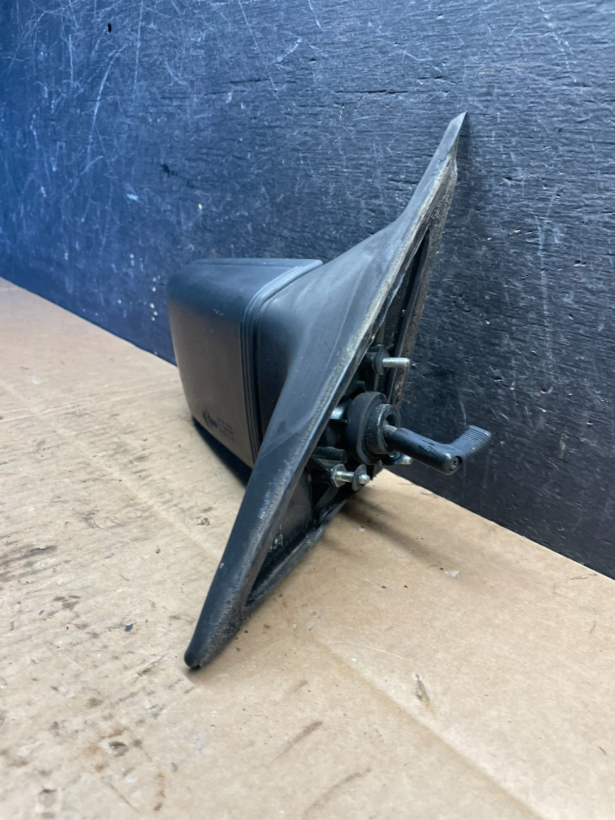 1987 Mitsubishi Tredia Right Passenger Side View Door Mirror R9340 PS2