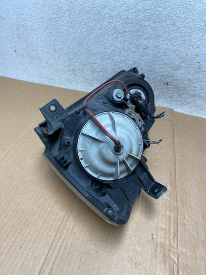 2002 to 2004 Nissan Altima Right Passenger Side Halogen Headlight AI5666 DW7