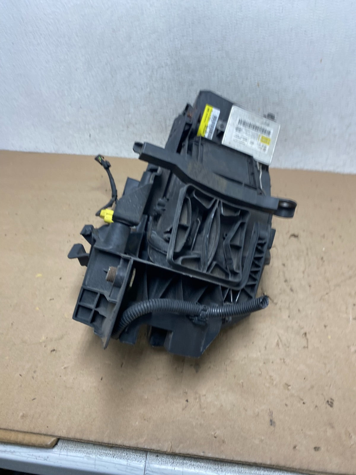 2009-2012 Audi Q5 Left Driver LH Side Xenon HID Headlight AG5641 DW6